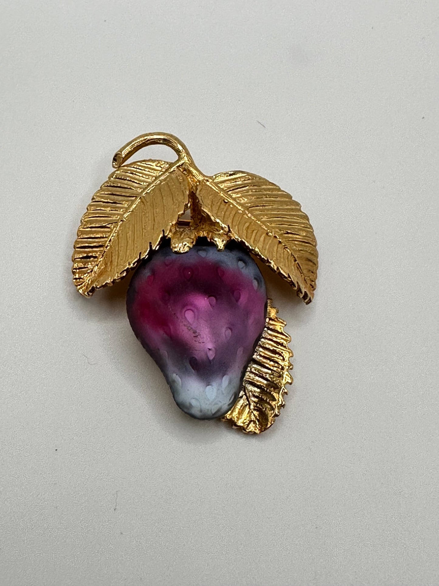 Napier Gold Plate Finish Strawberry Fruit w Leaves Brooch Purple Blue Matte