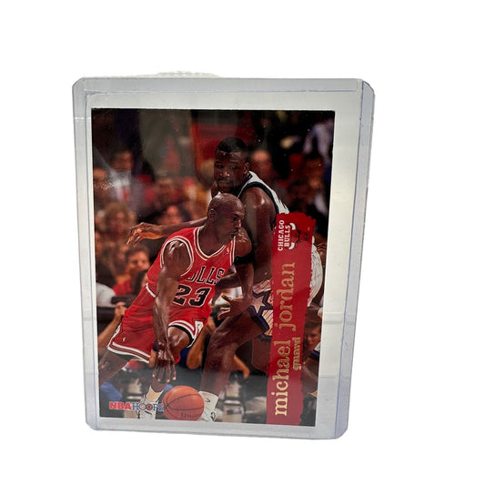 Vintage Michael Jordan Guard NBA Hoops 1995 Chicago Bulls #21Sports Card