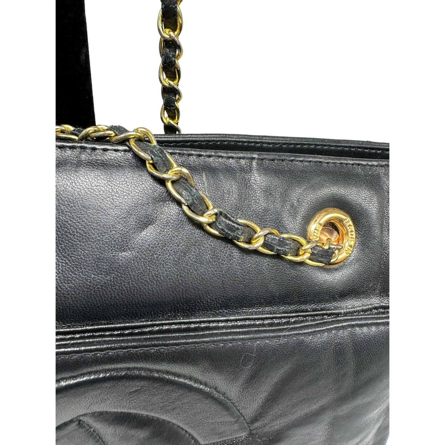 Chanel Womens Black Authentic Gold Chain Leather Shoulder Tote Bag