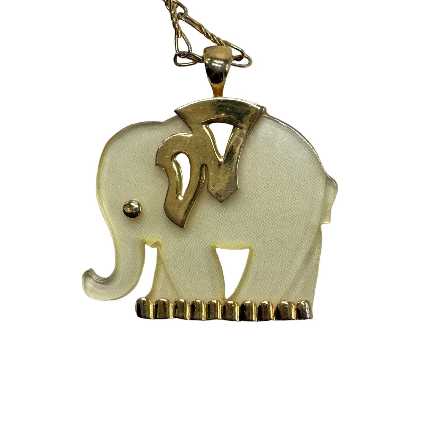 Vintage Acrylic Elephant Pendant Fashion Necklace Gold Toned Chain 15"