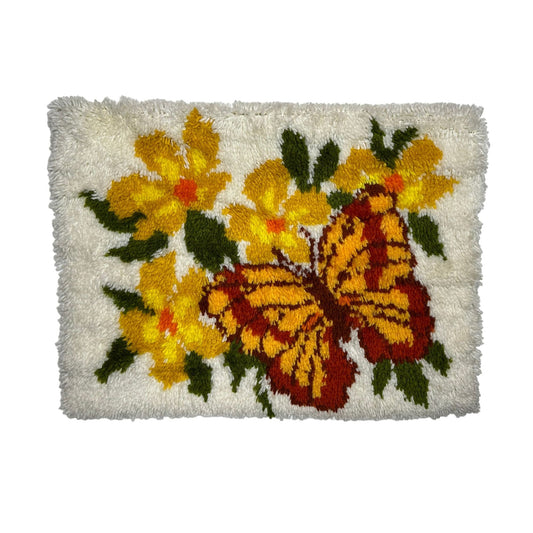 Vintage 1979 Rug Wall Hanging Decor Floral Butterfly Latch Hook 25.5" x 19.5"