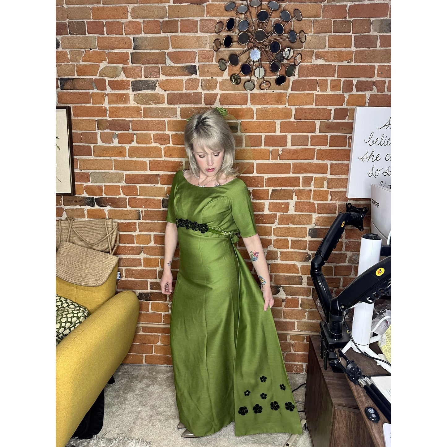 Vintage Green Satin Evening Dress With Floral Design & Matching Veil