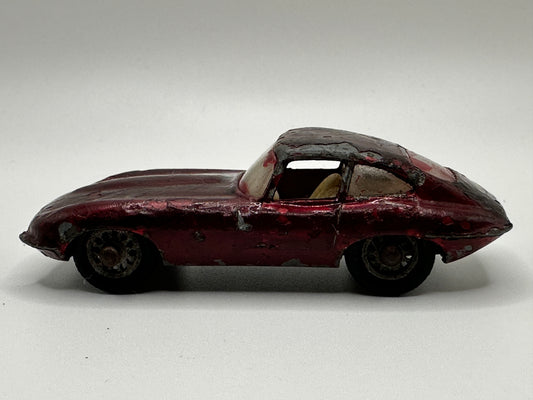 Vintage Matchbox Lesney Collectible No 32 E Type Jaguar XKE Coupe Diecast Car