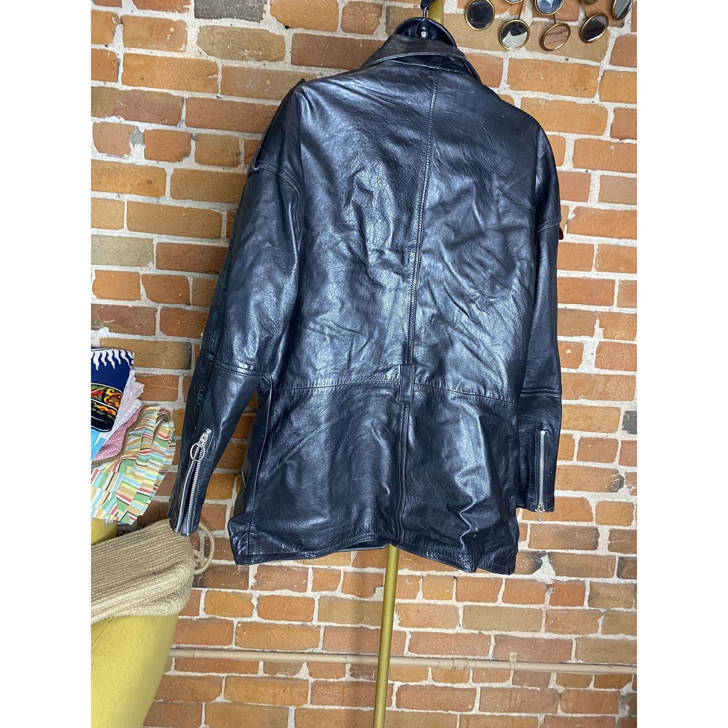 Vintage Black Leather Zippered Biker Jacket Multiple Pockets Size Large