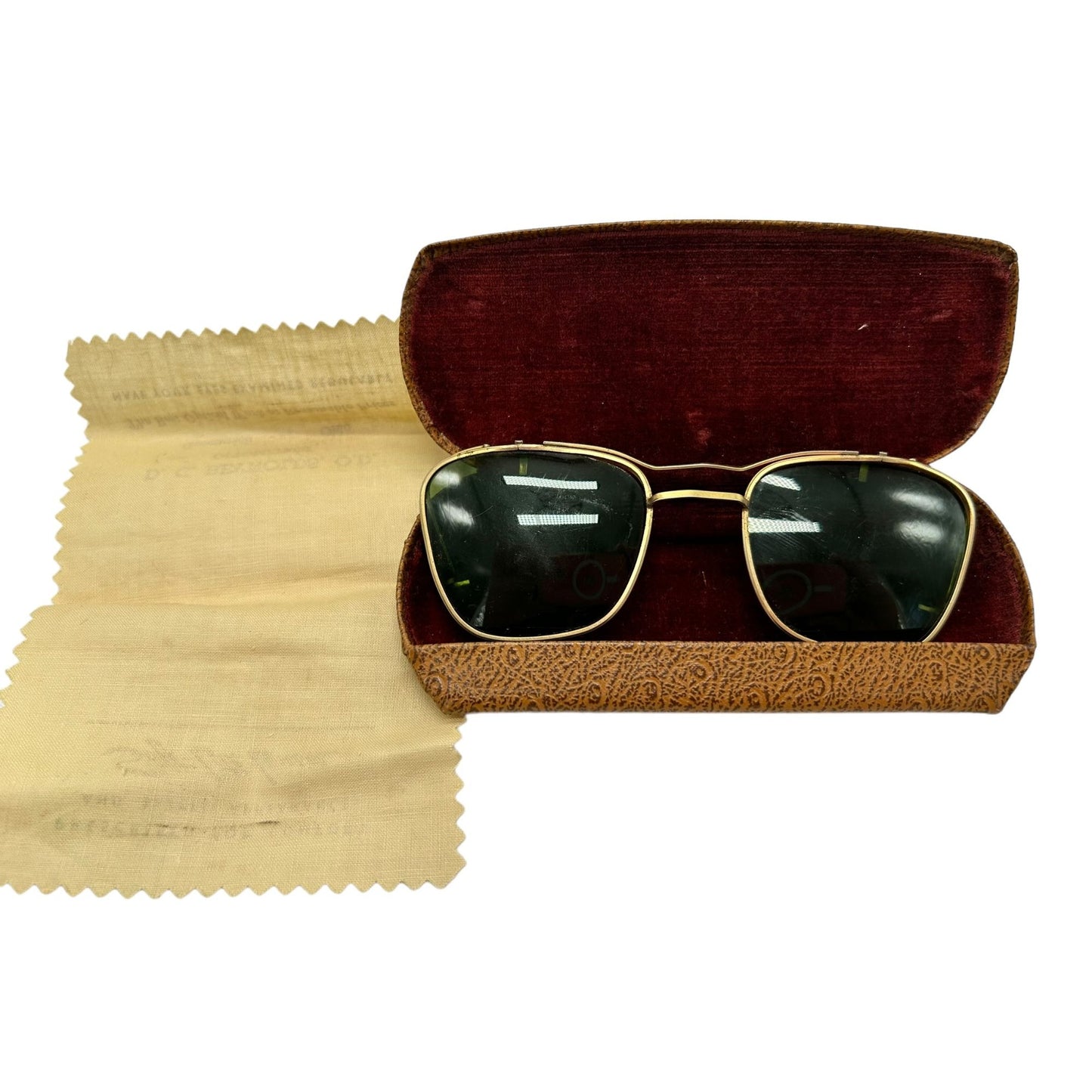 Pilot Sunglass Clip-On Glasses Green Lenses in Original Case