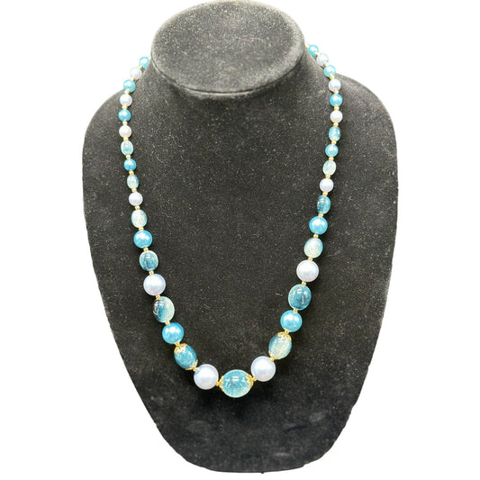 Vintage Womens Single Strand Bohemian Beaded Necklace White Blue 25" Stylish Charm