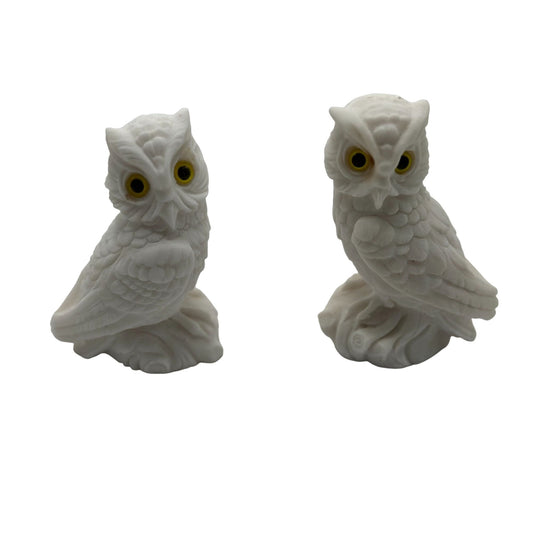 Vintage Pair of Italian Alabaster Owls Set Yellow Glass Eyes Figurine 3"x5"Tall